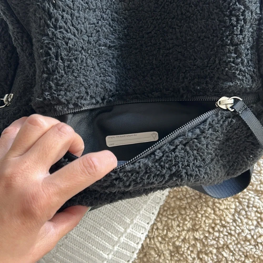 Ivivva • lead with love sherpa mini backpack